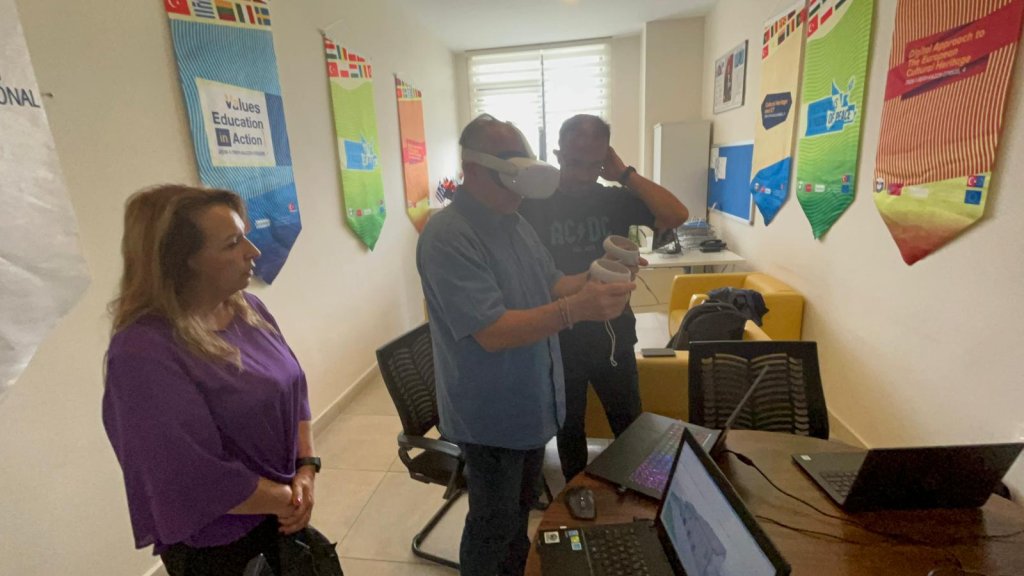 Course on Virtual Reality into Teaching in Ankara